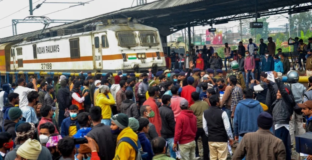 ভাৰতীয় ৰে’লৱেত দহ হাজাৰ পদ বিলুপ্তি
