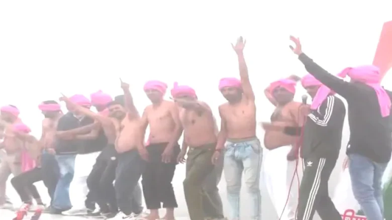 Bharat Jodo Yatra Supporters Dance Shirtless In Cold Wave:  Watch the video