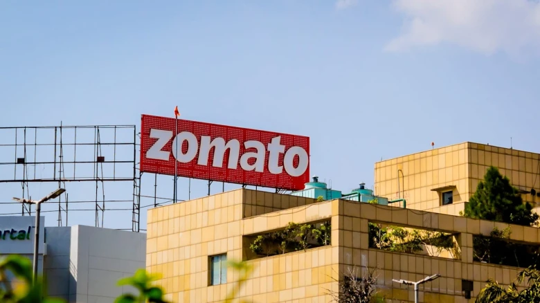 Zomato To Hire 800 People Across Five Roles Amid Mass Layoffs; CEO Deepinder Goyal Invites Applications