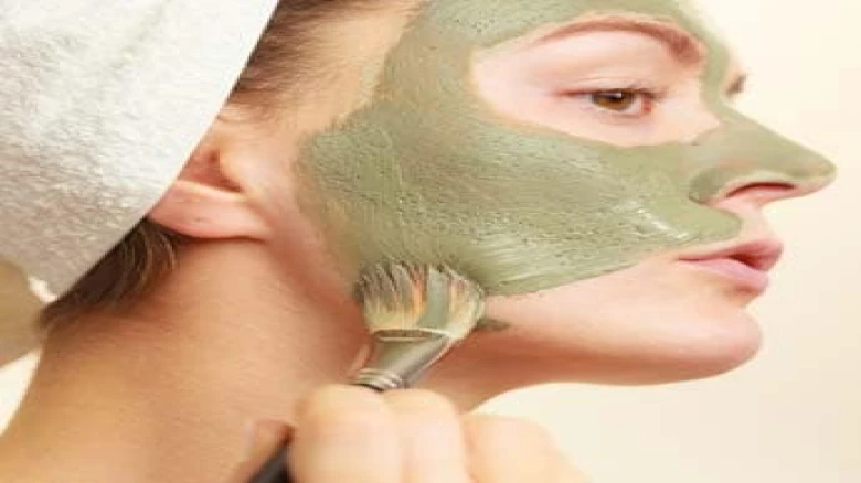 Try these easy homemade face packs for oily and acne-free skin
