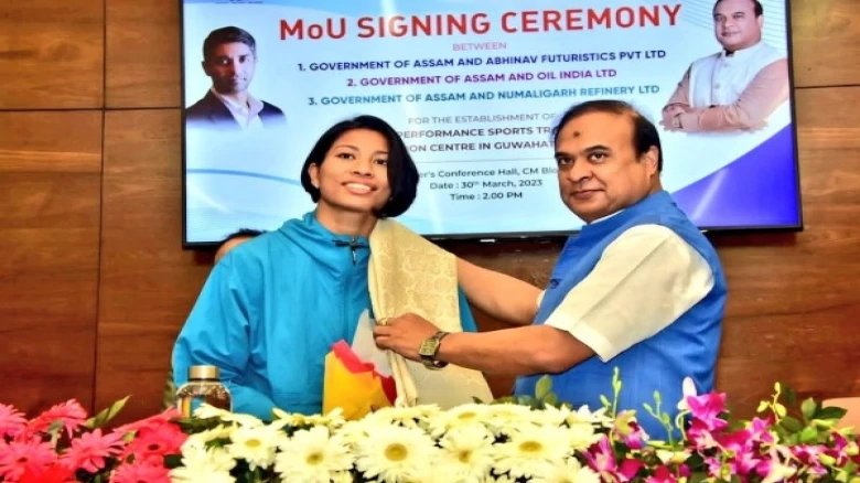 Lovlina Borgohain felicitated in Guwahati by Assam CM Himanta Biswa Sarma