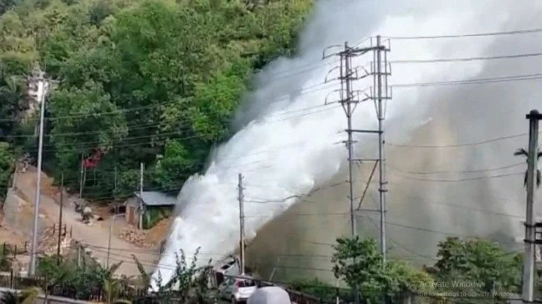 Water supply pipe bursts in Guwahati; 1 dead, several injured