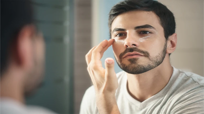 5 natural home remedies for healthy, glowing skin men can try