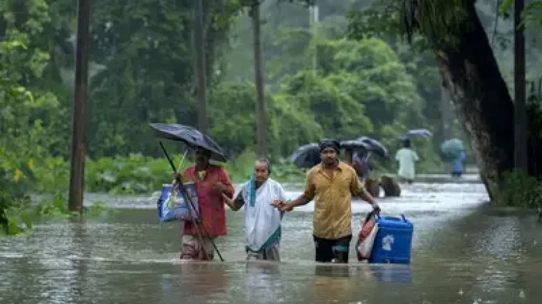 Assam flood: Over 28,000 people affected due to floods in these 3 districts  