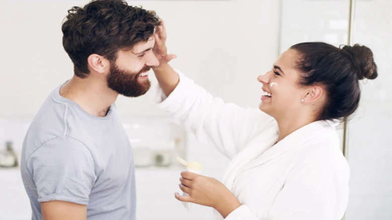 Is it safe and effective for men to use women's skincare products? Know here
