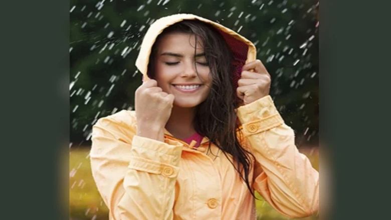 Monsoon Hair Care: How to Prevent Excessive Hair Fall in the Rainy Season