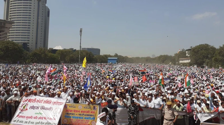 Thousands gather in protest at Delhi’s Ramlila Maidan, demand Old Pension Scheme back
