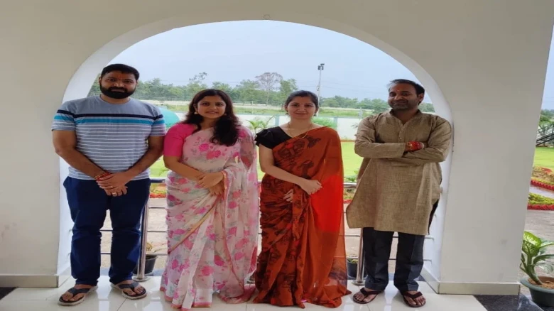 Meet four siblings of Mishra family who cracked UPSC within 3 years to become IAS, IPS officers
