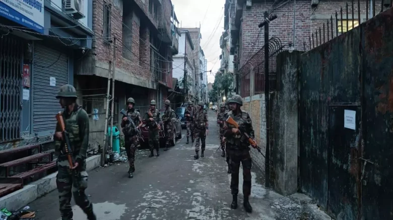 Manipur: Curfew relaxed till 10pm in Imphal districts