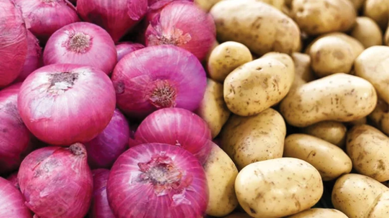 Tips to save potatoes and onions from rotting