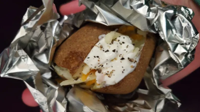 Worst gift ever? Woman gets baked potato as Christmas bonus from office, has to pay tax on it