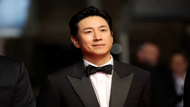 Actor Lee Sun-kyun of Oscar-winning film ‘Parasite’ found dead in a car