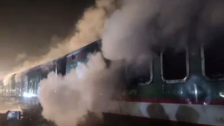 5 killed, many others injured as train 'set afire' in Bangladesh 2 days before elections