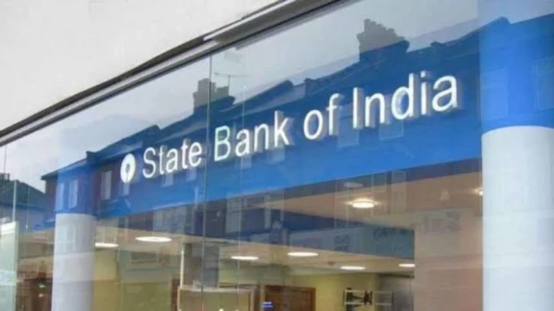 Manipur: SBI cashier arrested in Delhi for stealing Rs 2 crore cash, gold