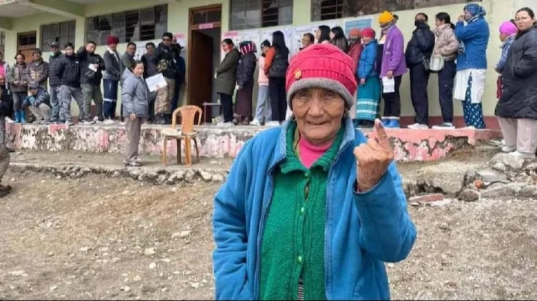 Sikkim Legislative Assembly and LS polls concluded with a voter turnout of 79.90 percent