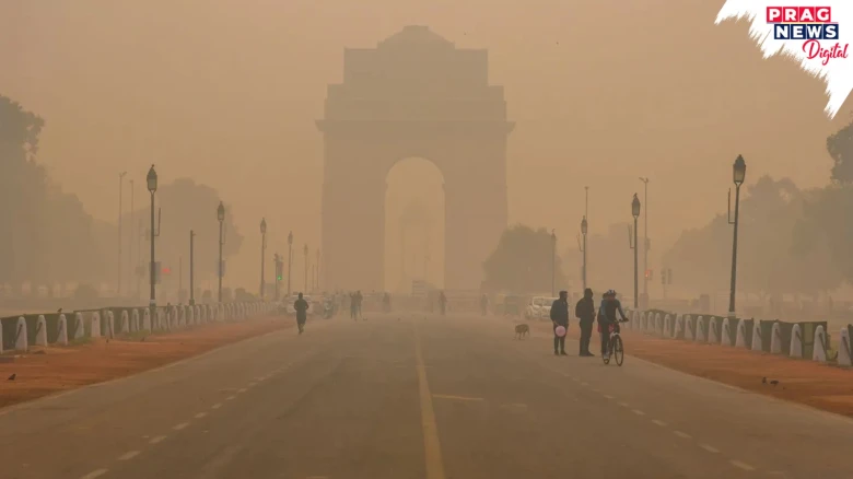 Smog Alert: Delhi’s Diwali Turns Cloudy As  AQI Hits 'Very Poor’ Amid  Intensifying Pollution