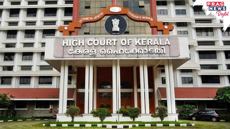 "Waving Black Flag is Not Illegal" : Kerala HC Drops CM Charges