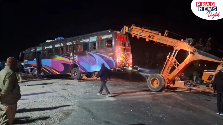 10 Devotees Killed In Car-Bus Collision On Prayagraj Highway