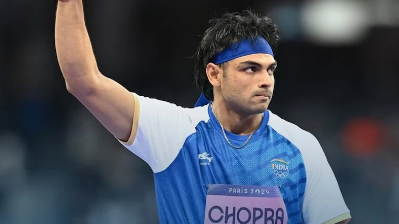 স্বৰ্ণ জয়েৰে ছিজন আৰম্ভ নীৰজৰ