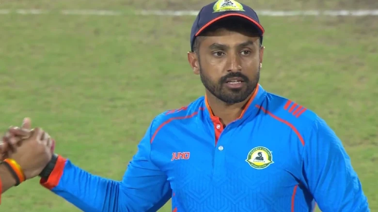 সুযোগৰ সদ্ব্যৱহাৰৰ লক্ষ্য নায়াৰৰ