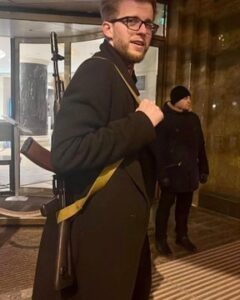 Ukraine Youngest MP Armed with AK-47 Rifle to Fight Against Russia